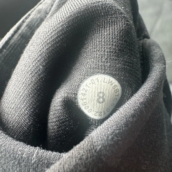 Lululemon Athletica align high rise crop with pockets 23” heritage 365 - Picture 7 of 7